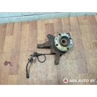 ступица передняя правая Renault Scenic 1999