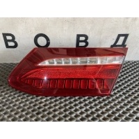 фонарь крышки багажника правый Mersedes-Benz A2389067401 A2389067401