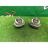 Подушки двигателя BMW X5 E70 2008 22116865145, 22116865146