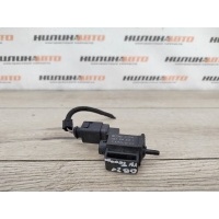 Клапан электромагнитный Volkswagen Touran 2003 037906283C