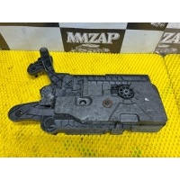 ПЛОЩАДКА АКУМУЛЯТОРА SKODA OCTAVIA A7 2014 5Q0915321G