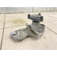 помпа FORD Focus 3 2010- 1935496