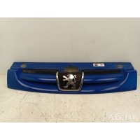 Решетка радиатора Peugeot Partner 1 2005 9644758777