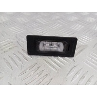 Подсветка номера Audi Q3 2014 4G0943021