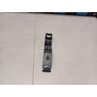 Кронштейн заднего бампера Land Rover Defender II 2019 LR132661