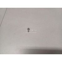 Болт Land Rover Defender II 2019 RYP500190