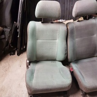 Кресло правая пассажира 4d mazda 323 s ба
