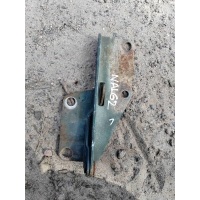 Петля капота Nissan Almera N15 1995