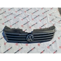 Решетка радиатора Volkswagen Passat 2013