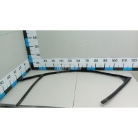 Уплотнитель стекла двери VAG A4 [B5] (1994 - 2001) 8D0837439L