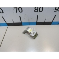 Петля двери багажника VAG Octavia (A4 1U-) (2000 - 2011) 1U6827301