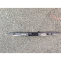 Накладка подсветки номера Mercedes ML W164 2007 1647400893,A16474004933