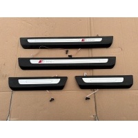 Audi oe 4m0947406b накладка порога