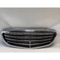 Мерседес c - klasa w205 a2058802683 решетка радиатора бампер передняя