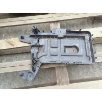 PODSTAWA AKUMULATORA VW JETTA V 1.6 1K0915333C