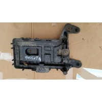 VW PASSAT B6 Podstawa Akumulatora 1K0915333C