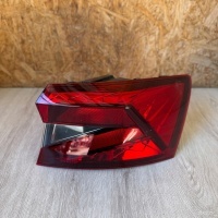 LAMPA TYLNA PRAWA SKODA FABIA IV 2022 ROK 6VE945096