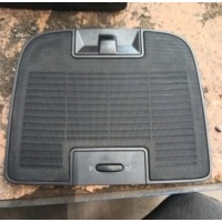 Volkswagen гольф плюс v решётка центральная 5m0819153a