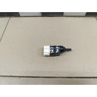 Датчик включения стопсигнала RENAULT Logan 2005-2014 253205115R