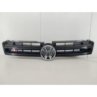 решетка радиатора Volkswagen Touareg 2 NF 7P6853651A