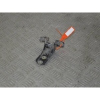 Петля двери Mitsubishi Outlander (2003-2007) 2006