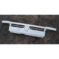 Решетка радиатора Renault Master 2002
