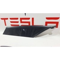 Молдинг бампера переднего Tesla Model S 2016 1079634-00-A,1056378-00-C