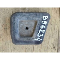 Отбойник капота Volkswagen Passat B5 1999 3B0823434c