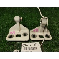 петля двери Mercedes-Benz E-Class S211 2006 A2117301037, A2117301237