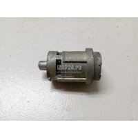 Вставка замка двери лев. Ford Focus I (1998 - 2005) 1076719