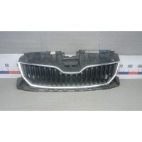 Решетка радиатора SKODA FABIA (2014) 2015 6V0853653, 6V0853761