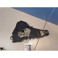Кронштейн замка двери передний правый Mercedes R-klasse W251 2005-2017 A2517201435