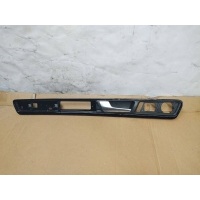 Накладка двери передней левой Volkswagen Touareg 2 2014 7P6837113,7P6867409A