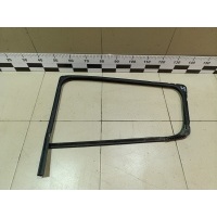 Накладка стекла заднего правого RENAULT Sandero 2014> 823309304R