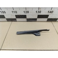 Накладка лобового стекла левая RENAULT Sandero 2014> 668226391R