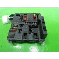 Renault scenic ii 1.6 16v блок предохранителей upc 8200306032a