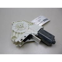 Моторчик стеклоподъемника VAG Q7 [4L] (2005 - 2015) 8K0959802A