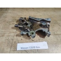 Насос масляный Nissan March K11 2000 1350041B00