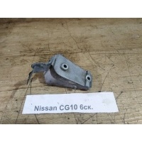 Кронштейн генератора Nissan March K11 2000 1171041B02