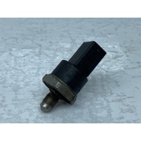 Датчик давления топлива Audi A4 B7 06D906051A, 0261545008
