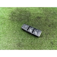 Блок кнопок стеклоподъемников Mercedes-Benz A W176 2013 A1669054400