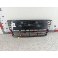 Решетка (заглушка) в бампер центральная Ford Focus 3 (2011-2019) 2012 BM51-17K945-E,BM5117K945A