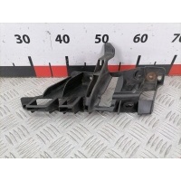 Кронштейн (крепление) переднего бампера правый Renault Modus (2004-2012) 2006 8200213560,8200213560