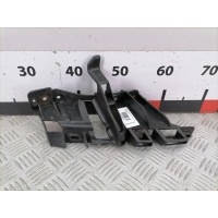 Кронштейн (крепление) переднего бампера левый Renault Modus (2004-2012) 2006 8200213544,8200213544