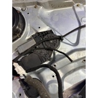 Моторчик стеклоподъемника передний левый Volkswagen Passat B5 2001 0130821695