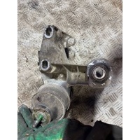 Кронштейн двигателя Volkswagen Passat B5 2001 4B0199352B
