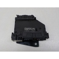 Блок предохранителей Toyota Camry V40 (2006 - 2011) 8272033120