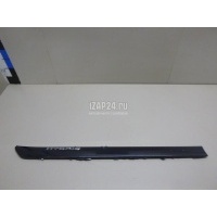 Молдинг задней правой двери Toyota RX 300/330/350/400h (2003 - 2009) 7507548020B1