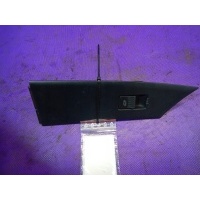 AUDI A8 D2 94 - PRZEŁĄCZNIK SZYB PRAWY 4D095985501C
