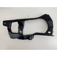 Кронштейн крыла Volkswagen Touareg 2 NF 7P6806509